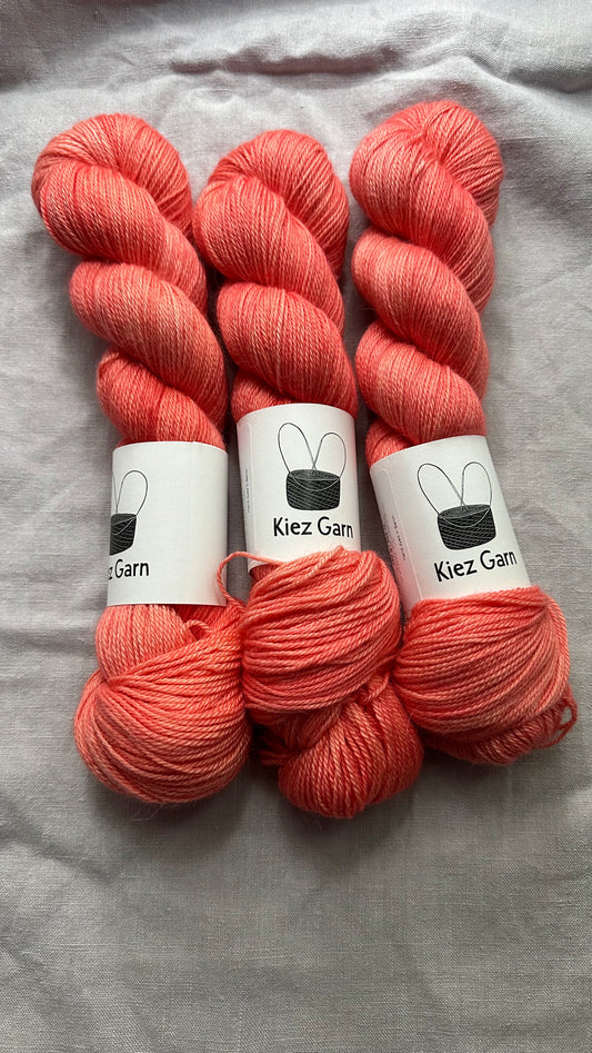 Power Peach / Soft Alpaca