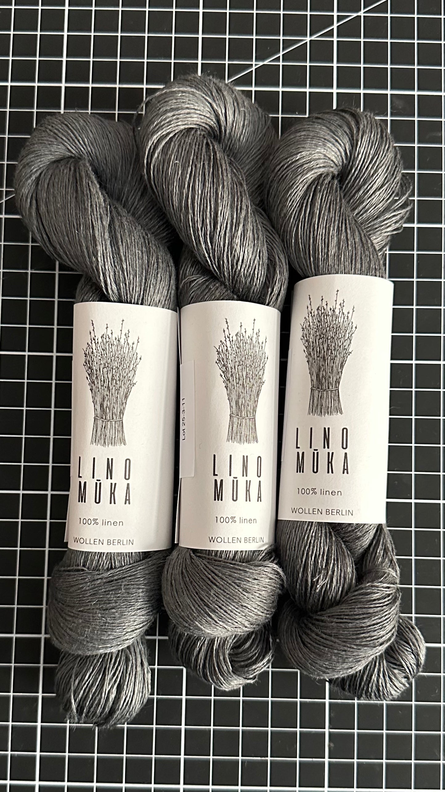 Steel Grey / Lino Mūka