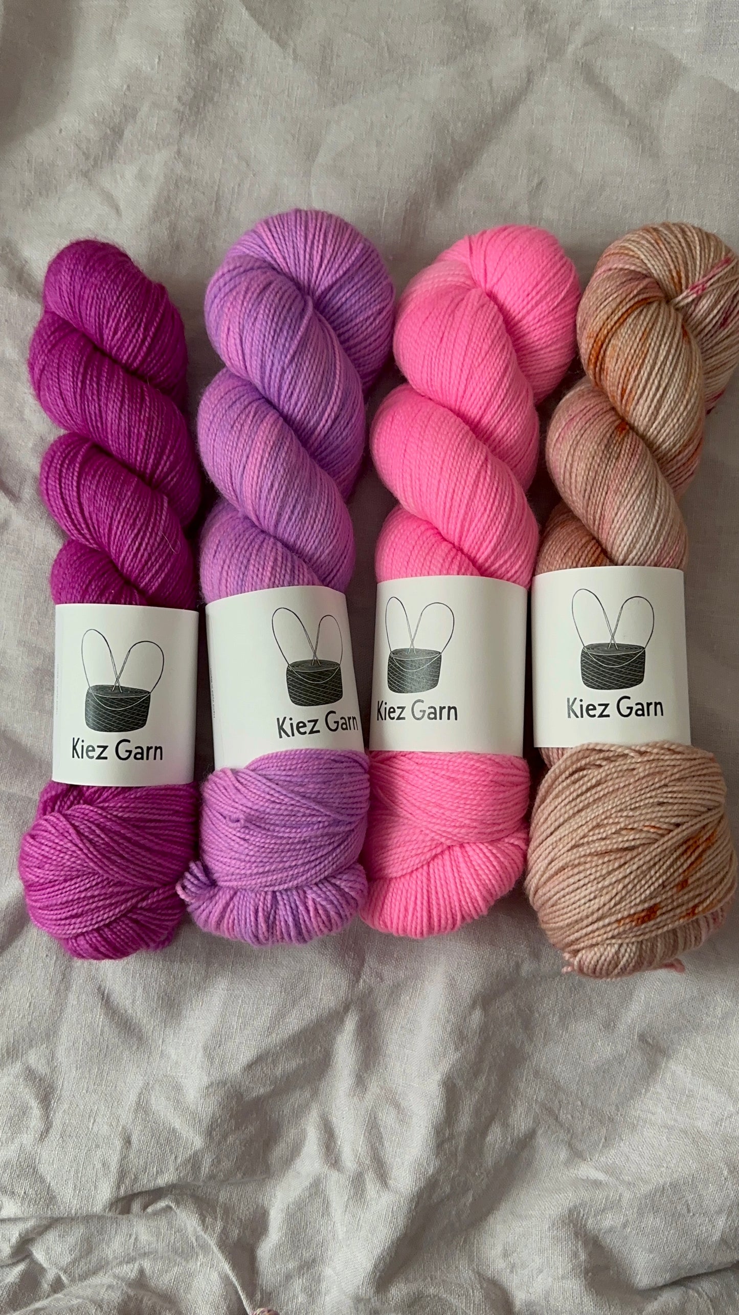 Mystery Knit Along Set II / Merino Twist Sock
