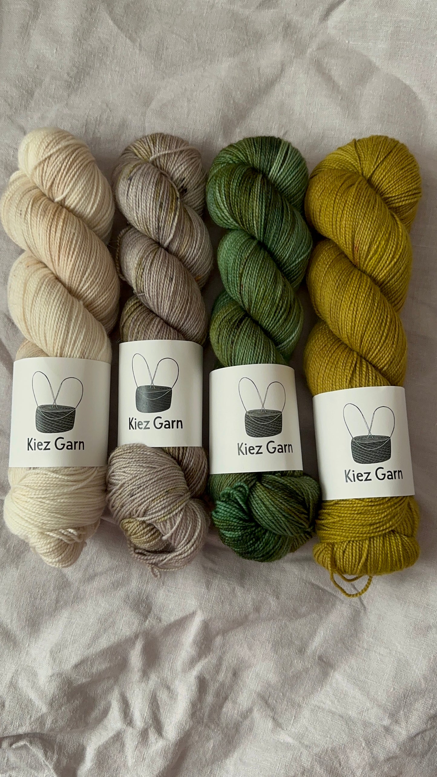 Mystery Knit Along Set III / Merino Twist Sock