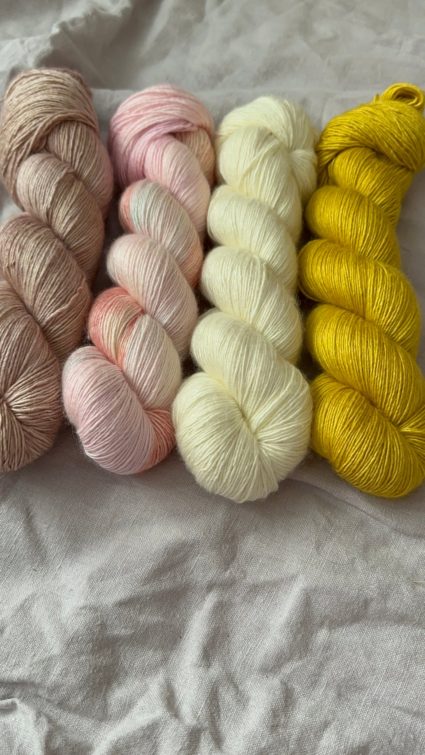 Mystery Knit Along Set VII/ Silky Solist