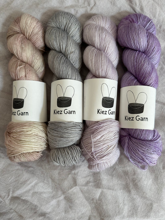 Mystery Knit Along Set XI / Merino Singles