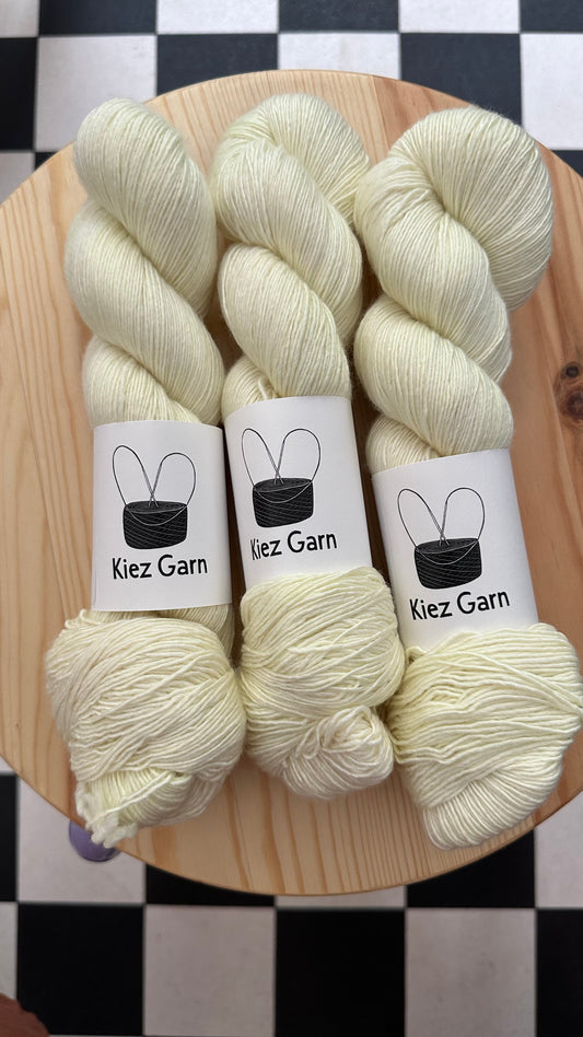 Strassenkreide / Silky Solist