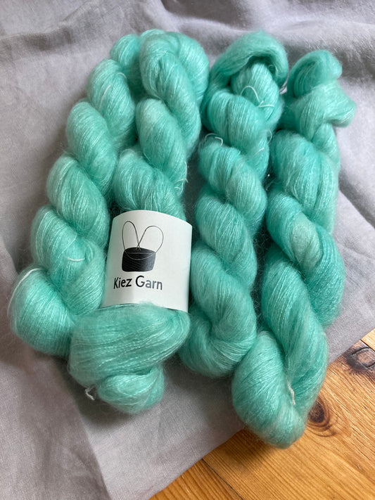 Alex / Mohair Silk