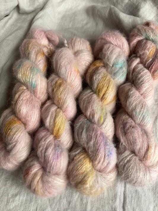 Späti Graffiti / Suri Silk