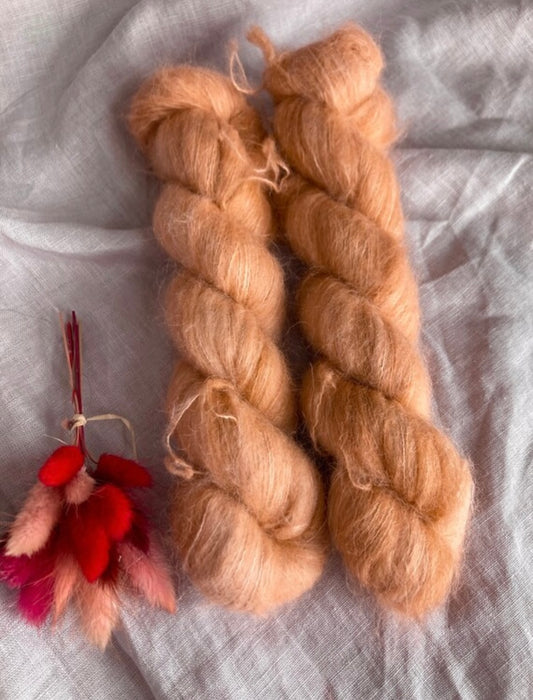 Sonnenallee / Suri Silk