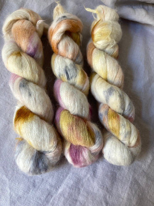 Wollen Berlin / Suri Silk