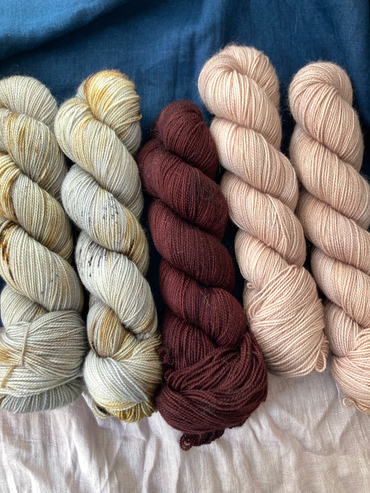 Rose Marone Garn Set