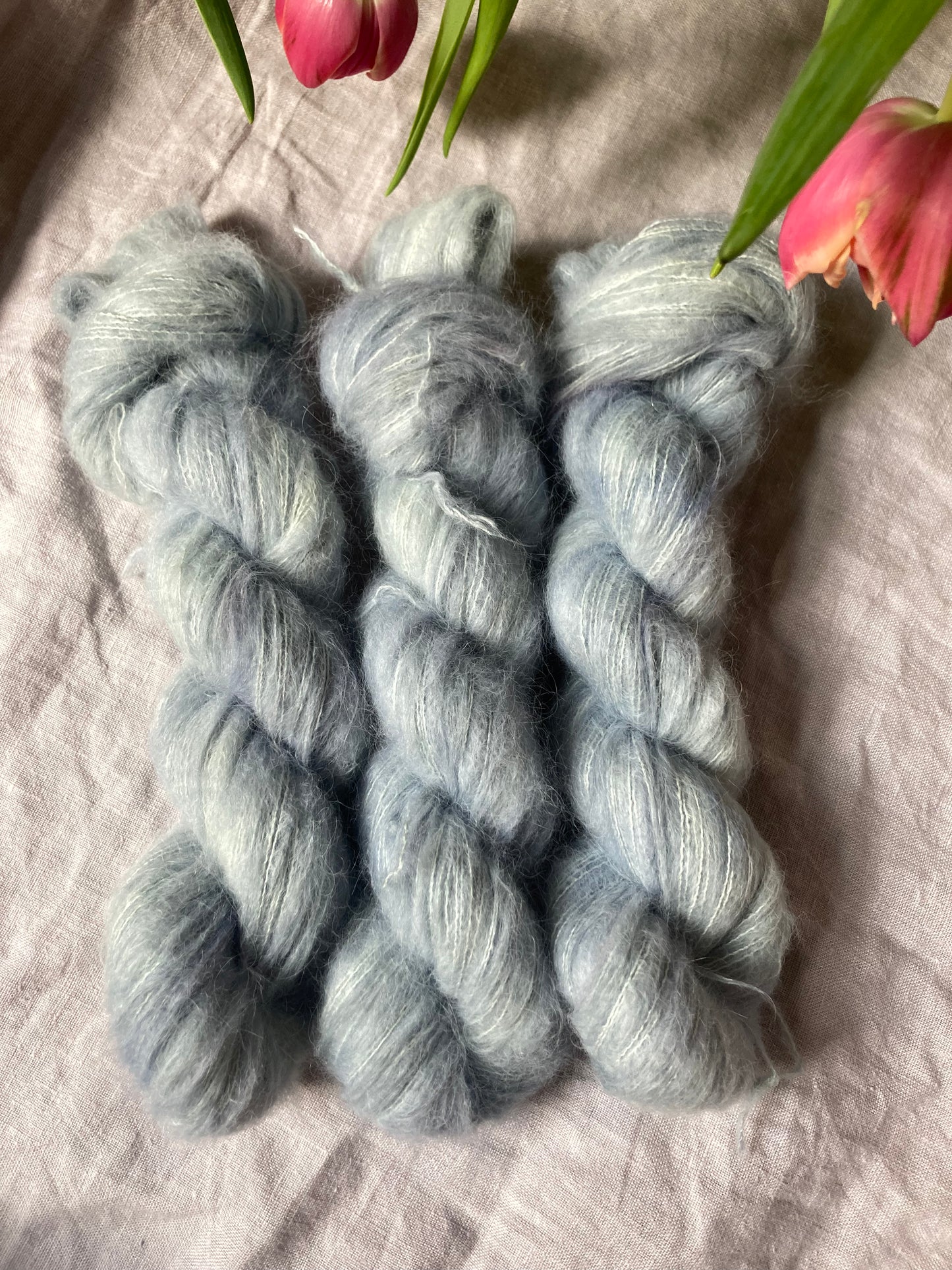 Tempelhof Horizon / Suri Silk