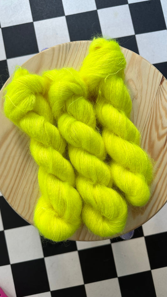Neonkölln / Mohair Silk