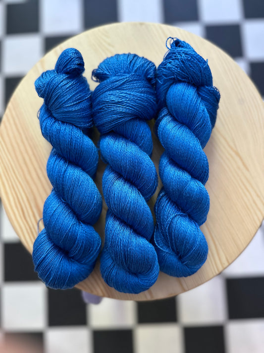 Kreuzberg Blue / Silk Lace