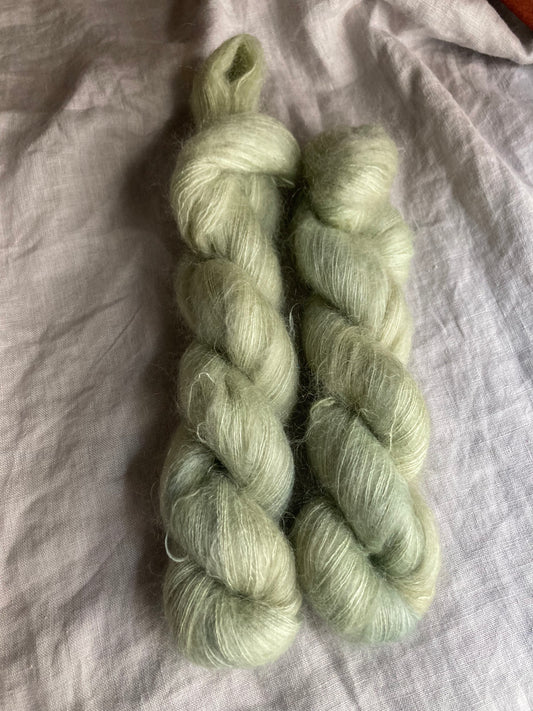 Frosty Green / Mohair Silk